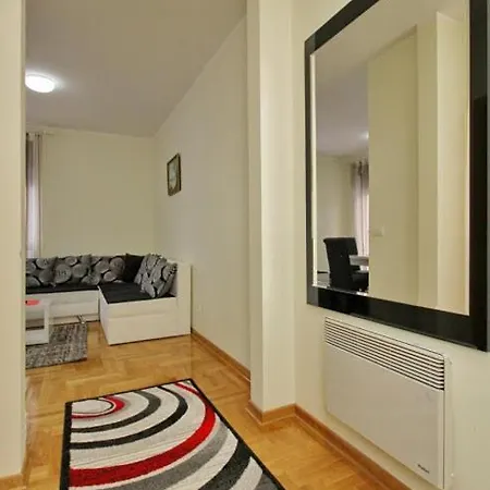 Adam-zlatiborska I Lägenhet Zlatibor