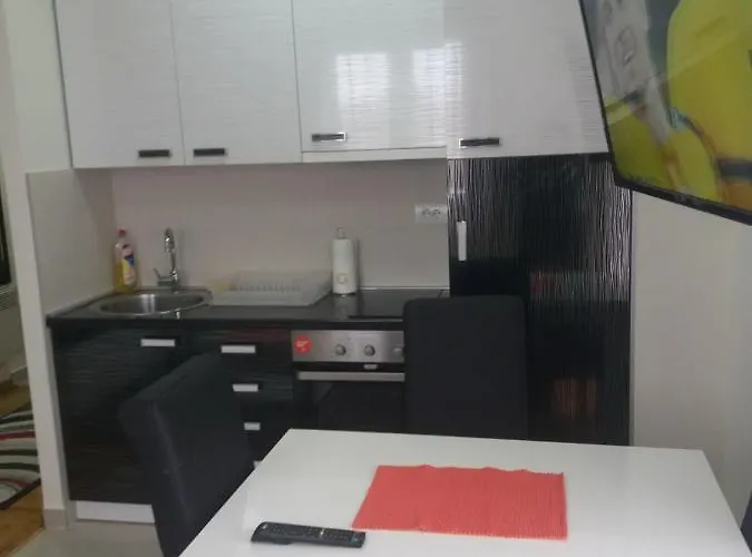 Adam-zlatiborska I Апартаменты